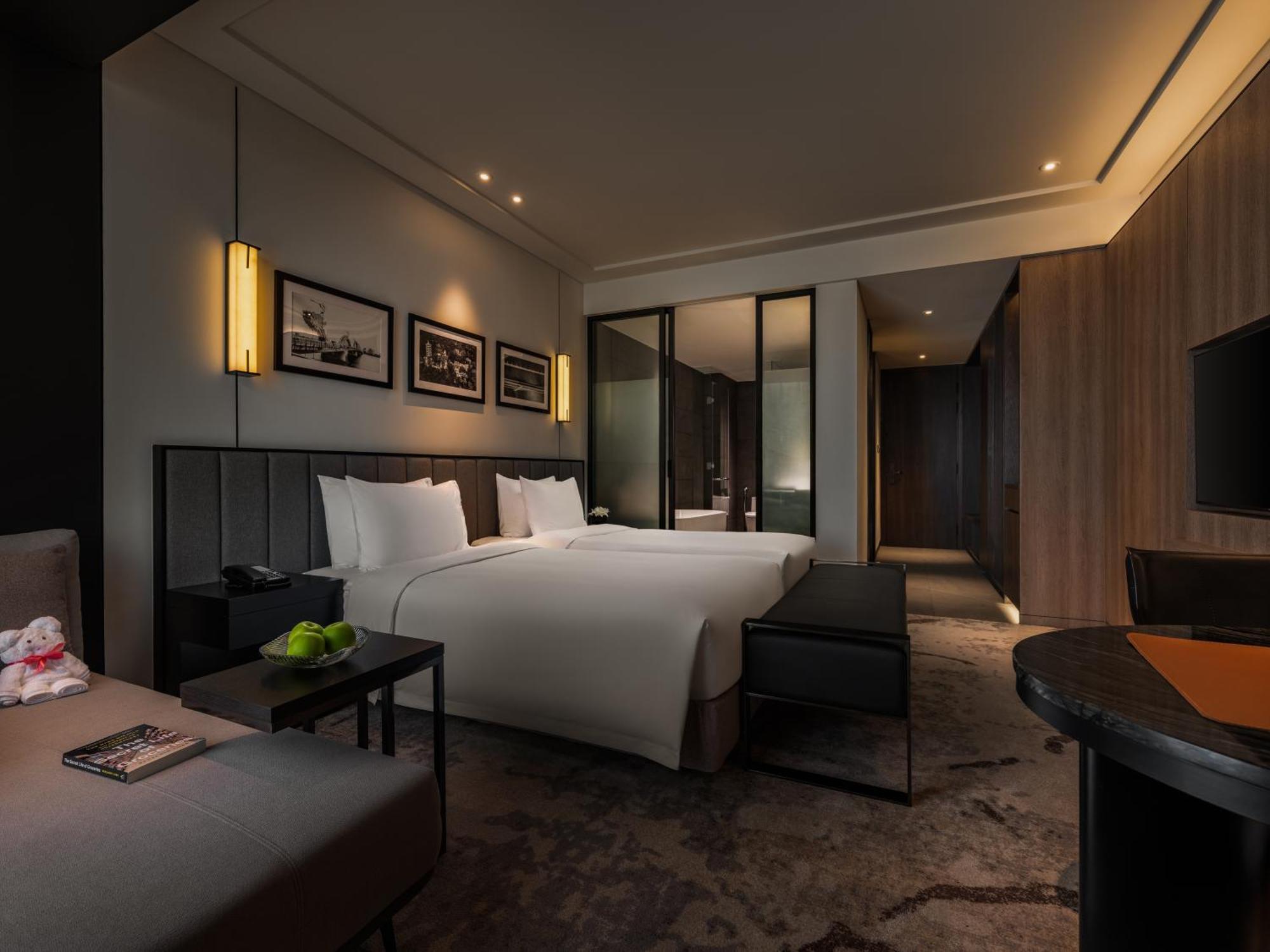 Crowne Plaza Danang City Centre By Ihg Экстерьер фото