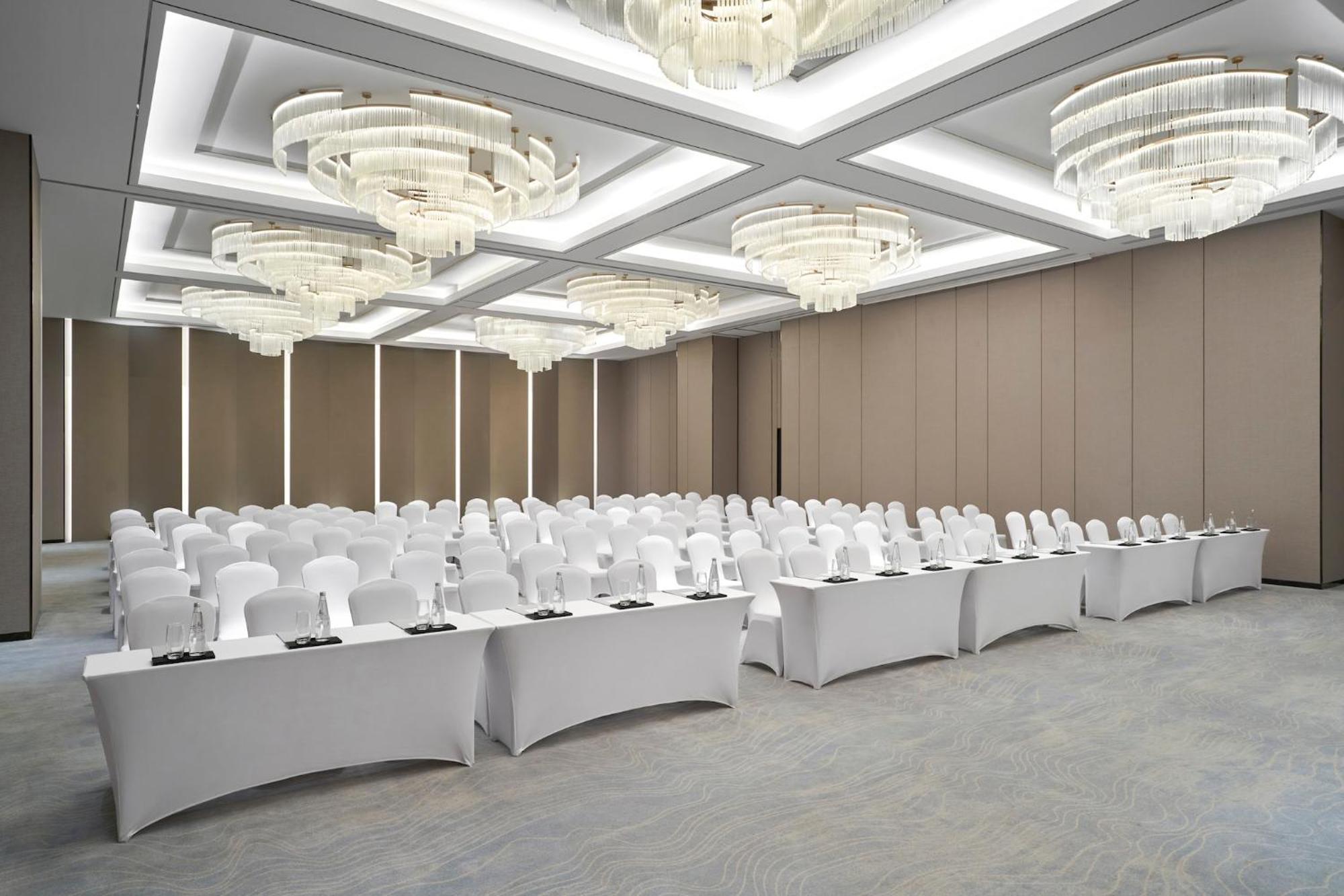 Crowne Plaza Danang City Centre By Ihg Экстерьер фото