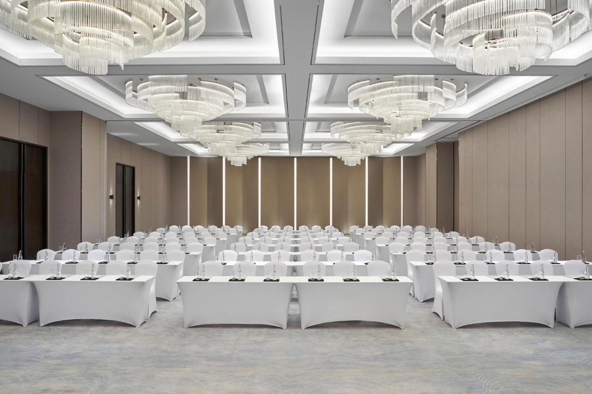 Crowne Plaza Danang City Centre By Ihg Экстерьер фото