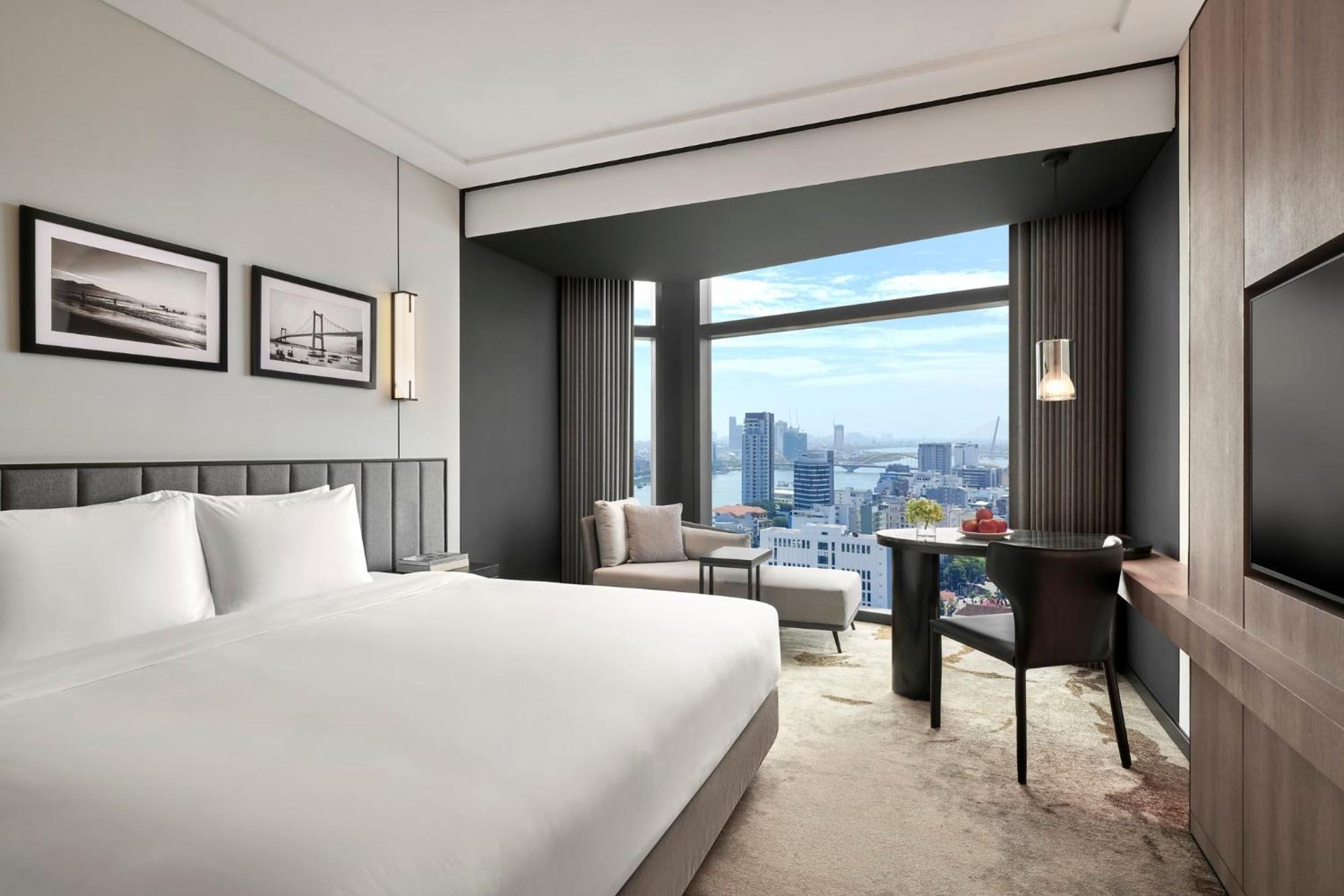 Crowne Plaza Danang City Centre By Ihg Экстерьер фото