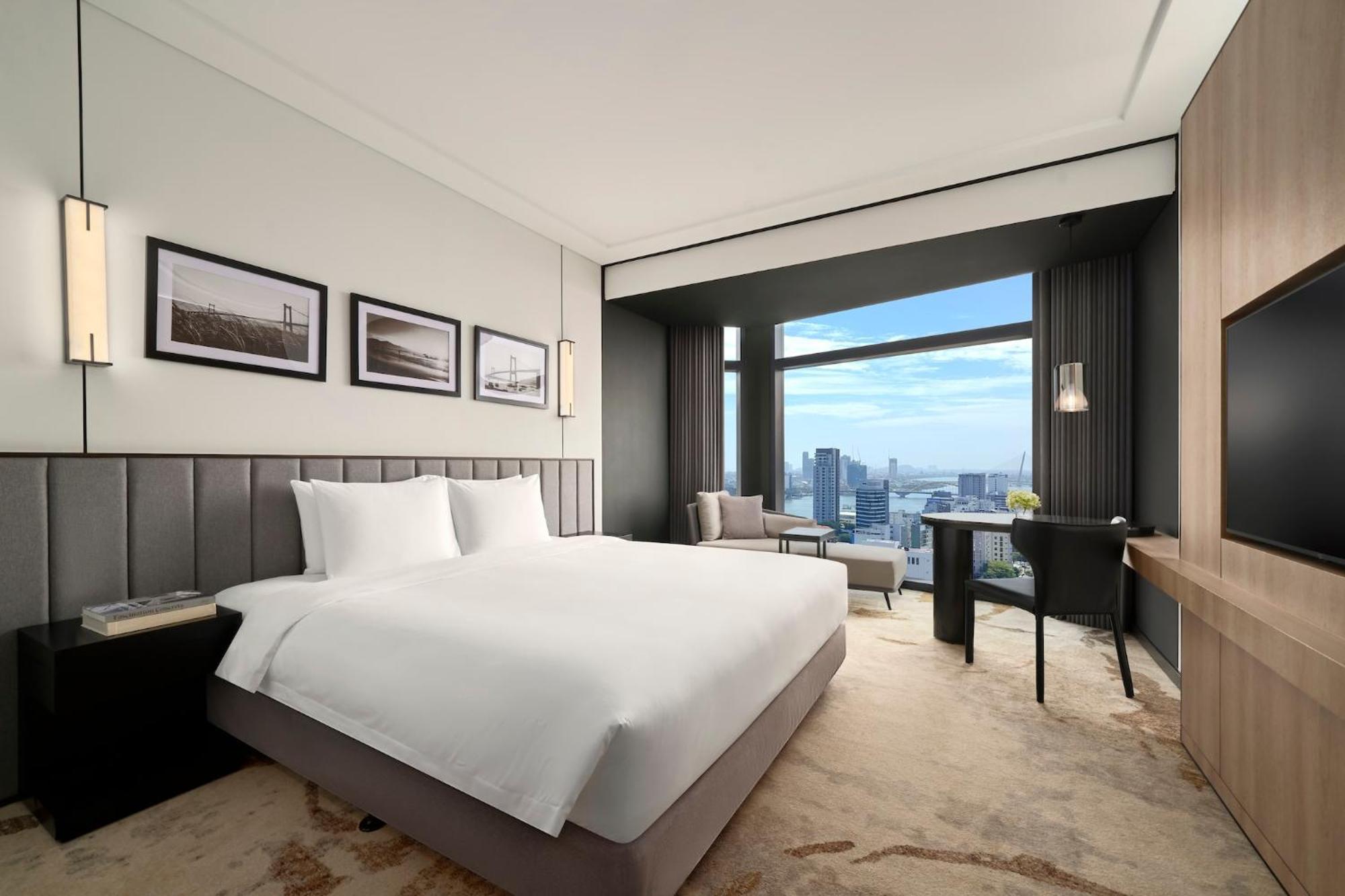 Crowne Plaza Danang City Centre By Ihg Экстерьер фото
